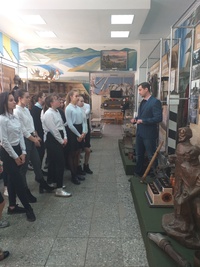 Гимназисты посетили выставку, посвященную 300 летию Кузбасса.